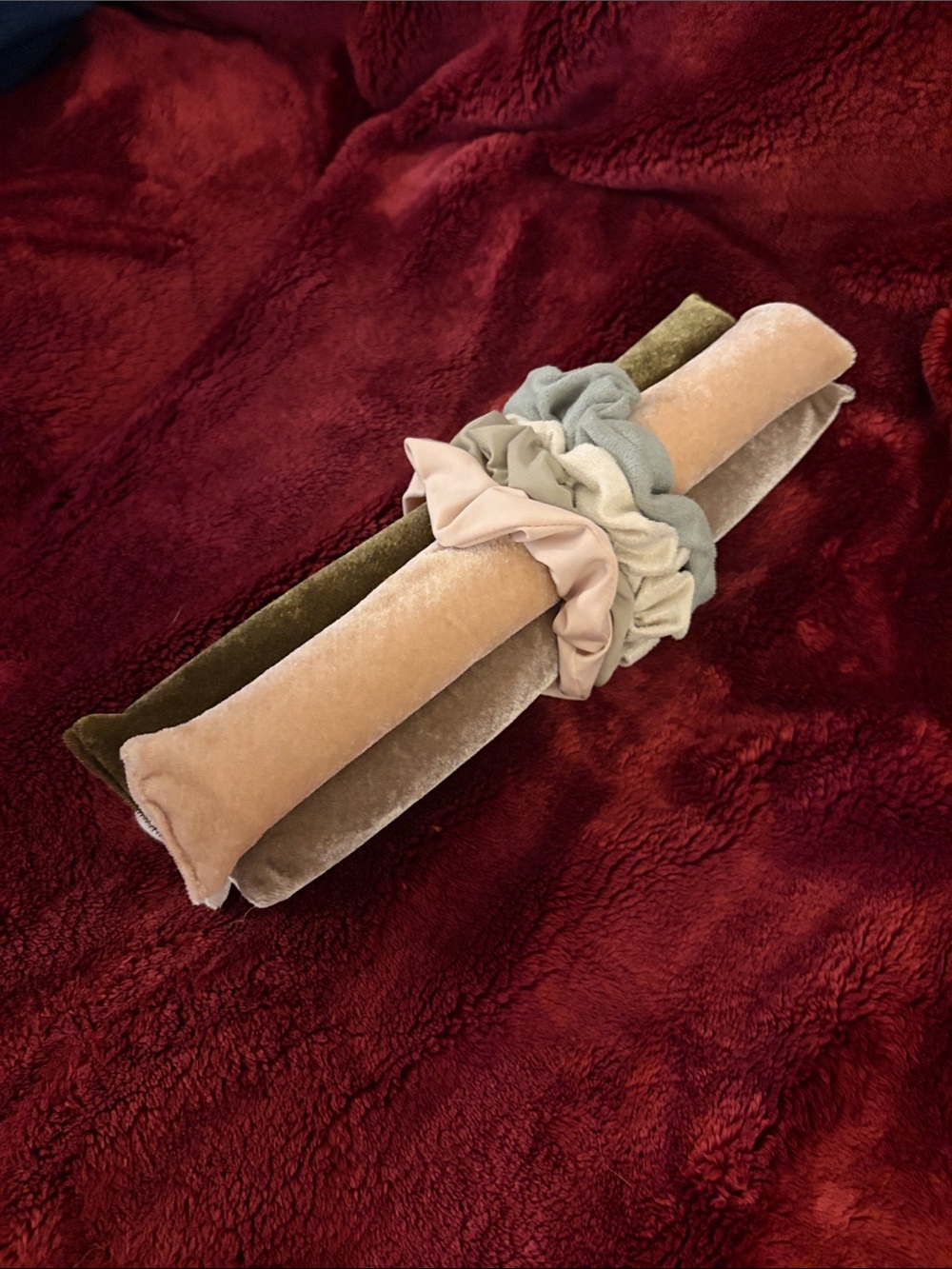 Kitsch Velvet Heatless Rollers
